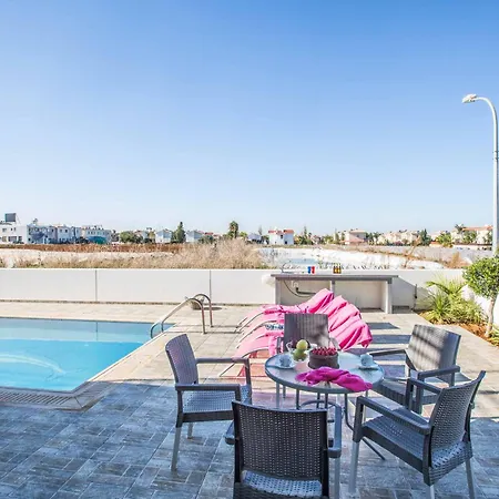 Villa Protaras Pearl Pe16 *