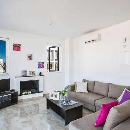 Protaras Pearl Pe16 Παραλίμνι